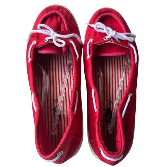 Etc. Brand Women's Red & White Casual Sneakers Size XL (10) (READ) - Picture 1 of 16